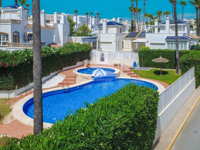 Town House for Sale in La Rioja Orihuela Costa, Alicante 35