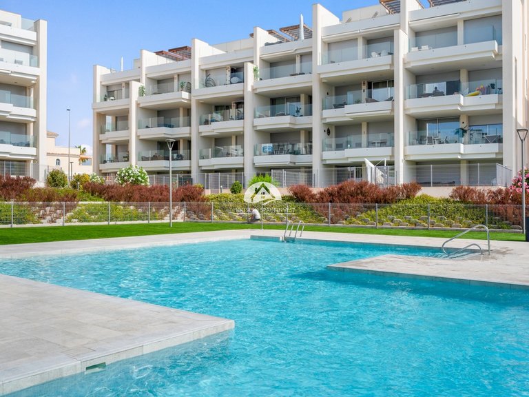 Apartment for Sale in Villamartín - Las Filipinas Orihuela Costa, Alicante 1