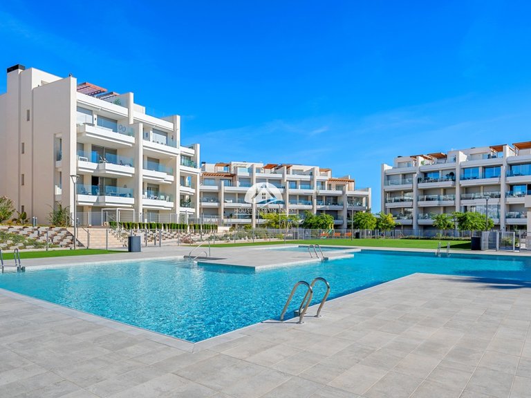 Apartment for Sale in Villamartín - Las Filipinas Orihuela Costa, Alicante 2