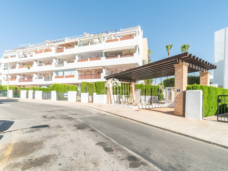 Apartment for Sale in Villamartín - Las Filipinas Orihuela Costa, Alicante 35