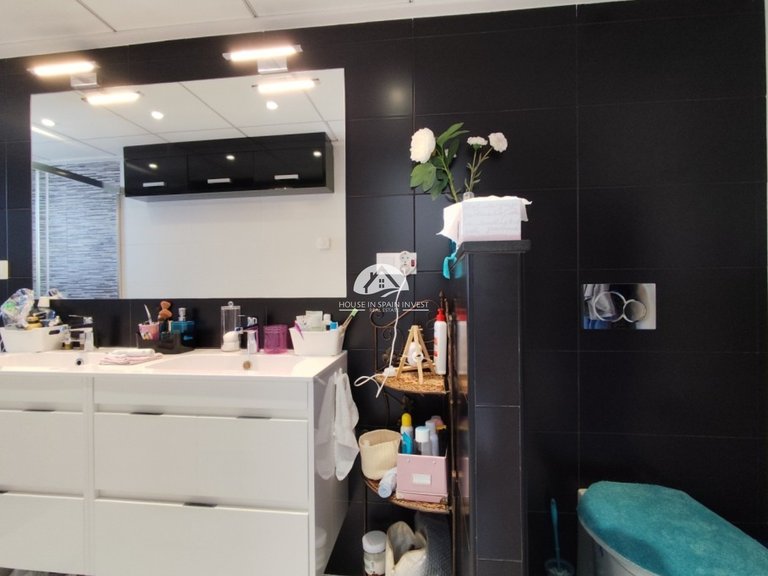 Corner Townhouse for Sale in Torrevieja Torrevieja, Alicante 14
