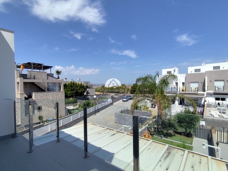 Corner Townhouse for Sale in Torrevieja Torrevieja, Alicante 21
