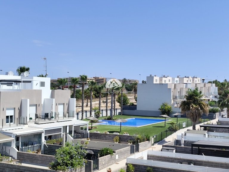 Corner Townhouse for Sale in Torrevieja Torrevieja, Alicante 44