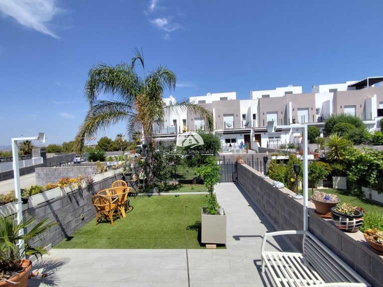Corner Townhouse for Sale in Torrevieja Torrevieja, Alicante 49