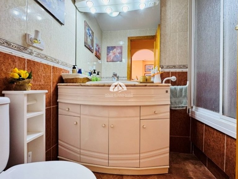 Apartment for Sale in Aguas Nuevas - Sector 25 Torrevieja, Alicante 20