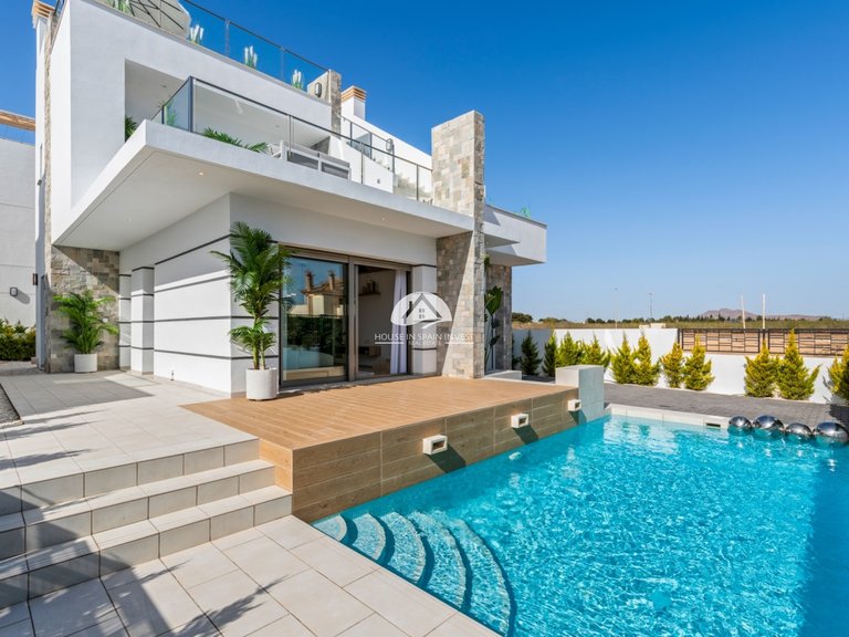 Villa for Sale in Los Alcázares Murcia, Murcia 1
