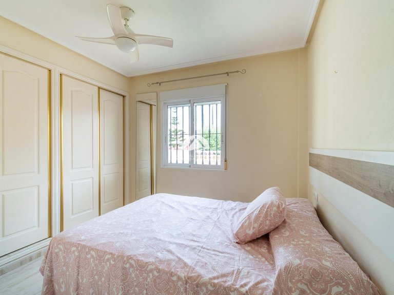 Apartment for Sale in Villamartín - Las Filipinas Orihuela Costa, Alicante 8