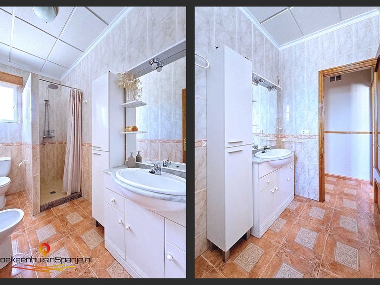 Villa for Sale in Caudete, Albacete 19