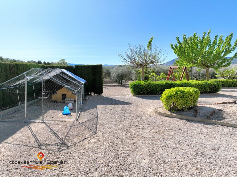 Villa for Sale in Caudete, Albacete 36