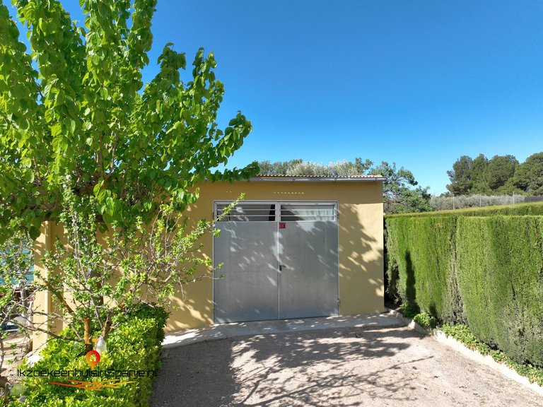 Villa for Sale in Caudete, Albacete 38