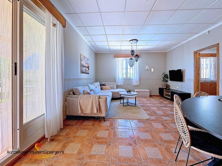 Villa for Sale in Caudete, Albacete 4