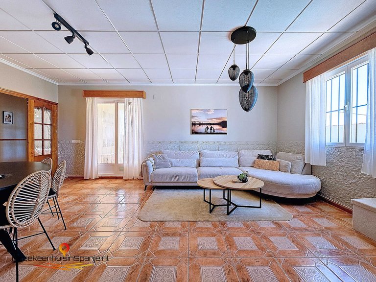 Villa for Sale in Caudete, Albacete 5