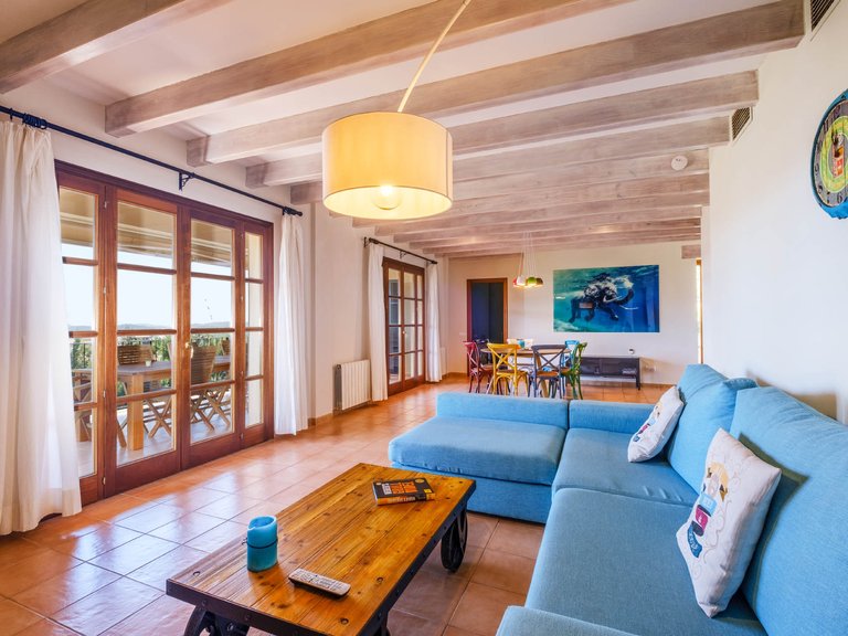 Villa for Sale in Calvià Pueblo, Balearic Islands 7