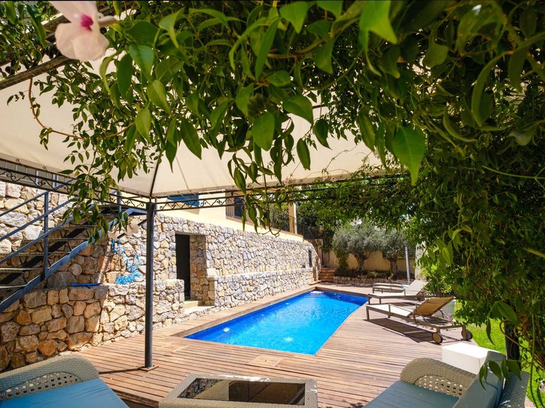 Villa for Sale in Calvià Pueblo, Balearic Islands 5