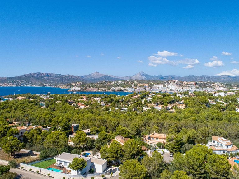 Villa for Sale in Santa Ponsa, Balearic Islands 14