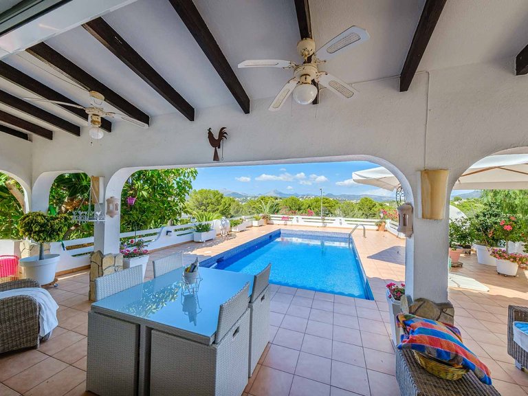 Villa for Sale in Santa Ponsa, Balearic Islands 3