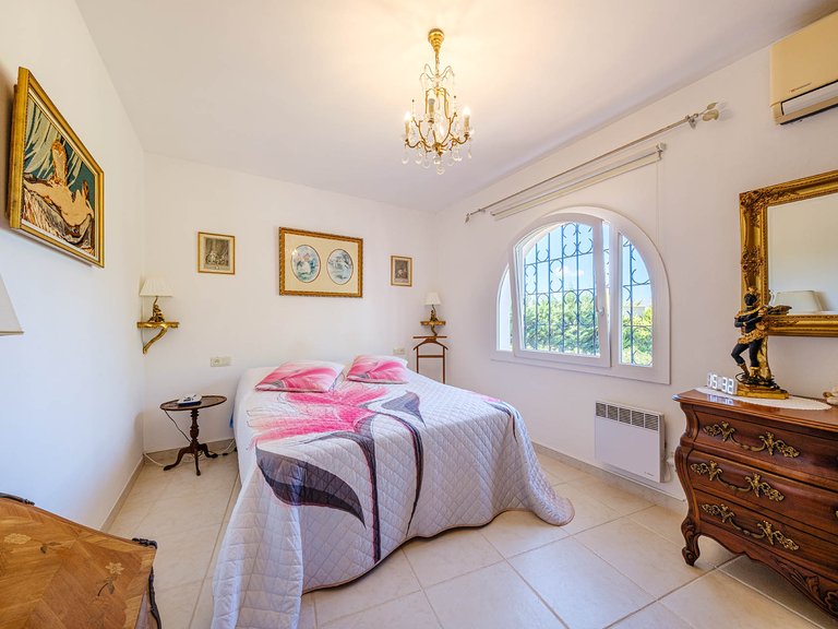 Villa for Sale in Santa Ponsa, Balearic Islands 10