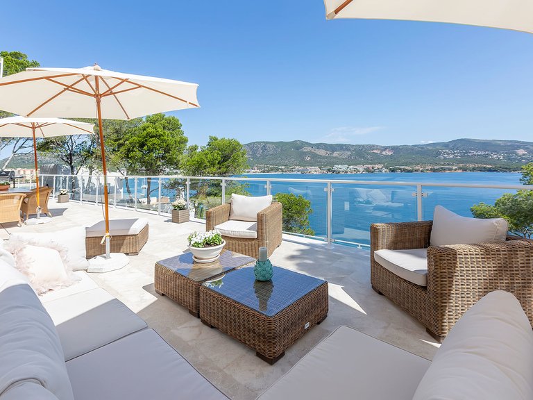 Villa for Sale in Calvià / Palmanova, Balearic Islands 4