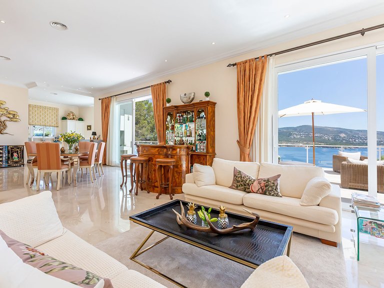 Villa for Sale in Calvià / Palmanova, Balearic Islands 6