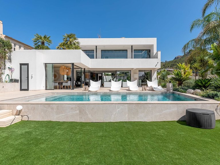 Villa for Sale in Andratx, Balearic Islands 2