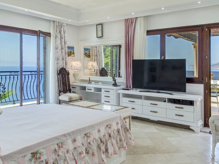Villa for Sale in Port D'andratx, Balearic Islands 11