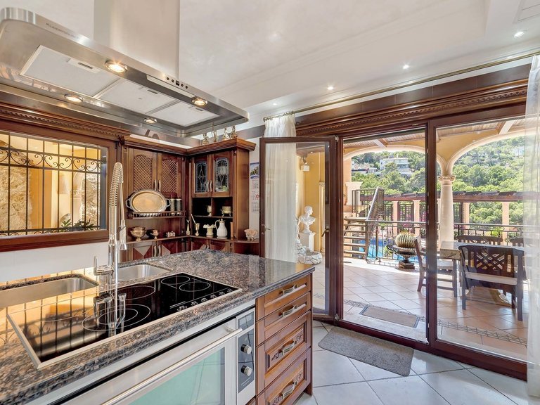 Villa for Sale in Port D'andratx, Balearic Islands 9