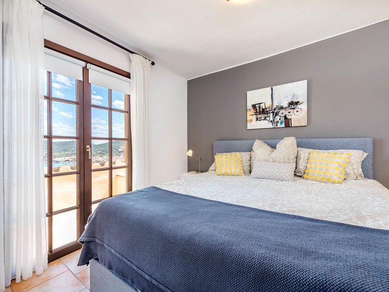 Apartment for Sale in Port D'andratx, Balearic Islands 5