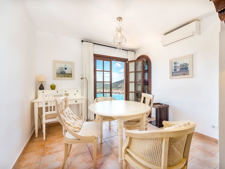 Apartment for Sale in Port D'andratx, Balearic Islands 4