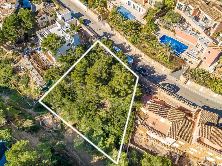 Villa for Sale in Calvià / Costa De La Calma, Balearic Islands 5
