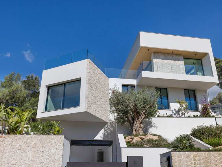 Villa for Sale in Bendinat, Balearic Islands 13