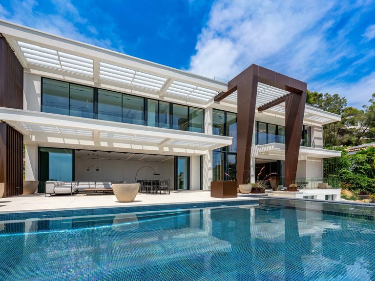Villa for Sale in Costa D'en Blanes, Balearic Islands 1