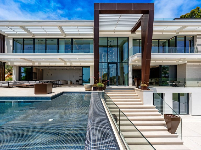Villa for Sale in Costa D'en Blanes, Balearic Islands 3