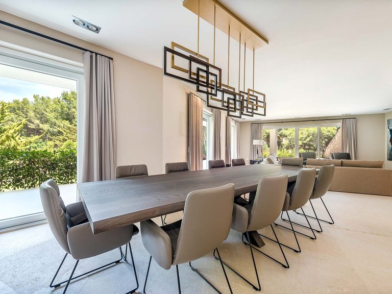 Villa for Sale in Calvià / Peguera, Balearic Islands 4