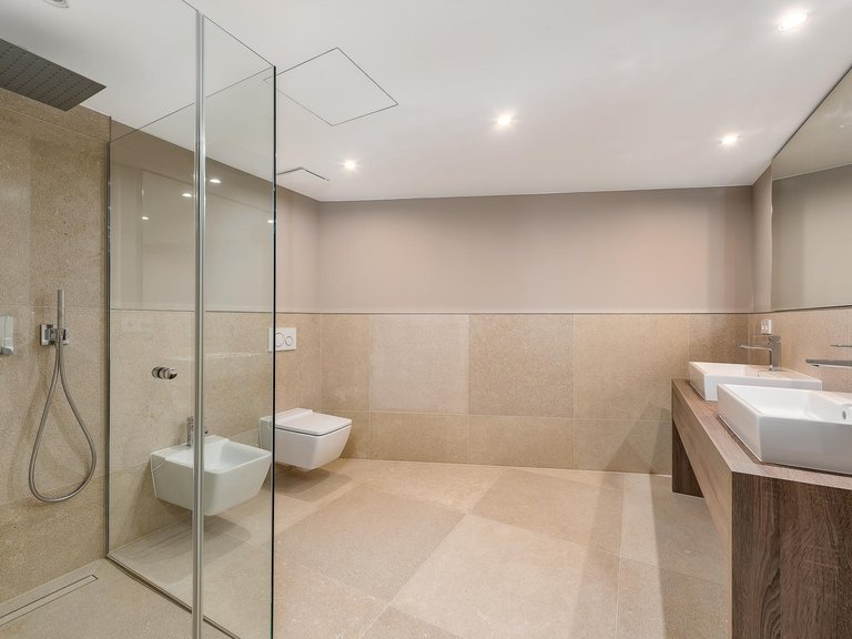 Villa for Sale in Calvià / Peguera, Balearic Islands 16