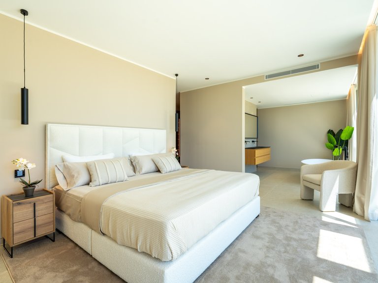 Villa for Sale in Portals Nous, Balearic Islands 15