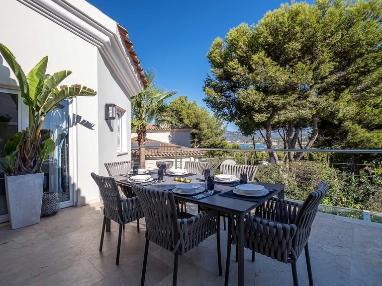 Villa for Sale in Calvià / Santa Ponça, Balearic Islands 3