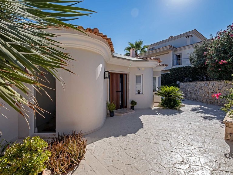 Villa for Sale in Calvià / Santa Ponça, Balearic Islands 15