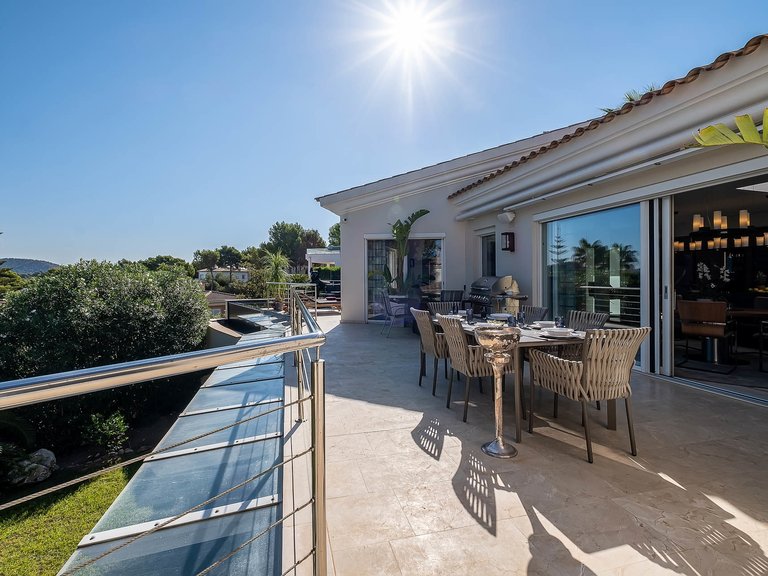 Villa for Sale in Calvià / Santa Ponça, Balearic Islands 4
