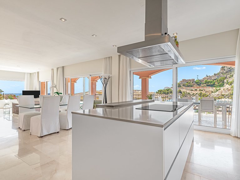Apartment for Sale in Port D'andratx, Balearic Islands 3
