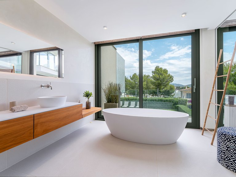 Villa for Sale in Calvià / Santa Ponça, Balearic Islands 14