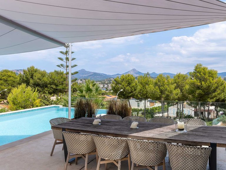 Villa for Sale in Calvià / Santa Ponça, Balearic Islands 4