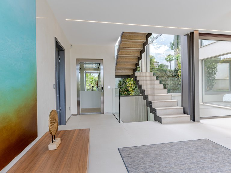 Villa for Sale in Calvià / Santa Ponça, Balearic Islands 10