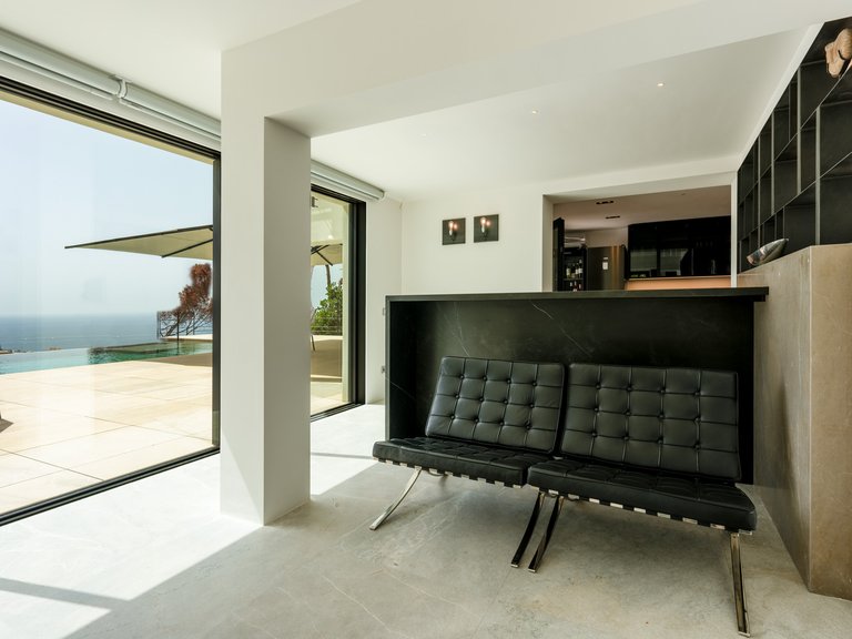 Villa for Sale in Costa D'en Blanes / Costa D'en Blanes, Balearic Islands 16
