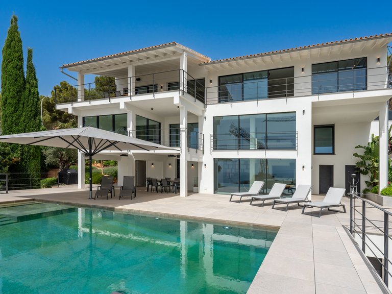 Villa for Sale in Costa D'en Blanes / Costa D'en Blanes, Balearic Islands 1