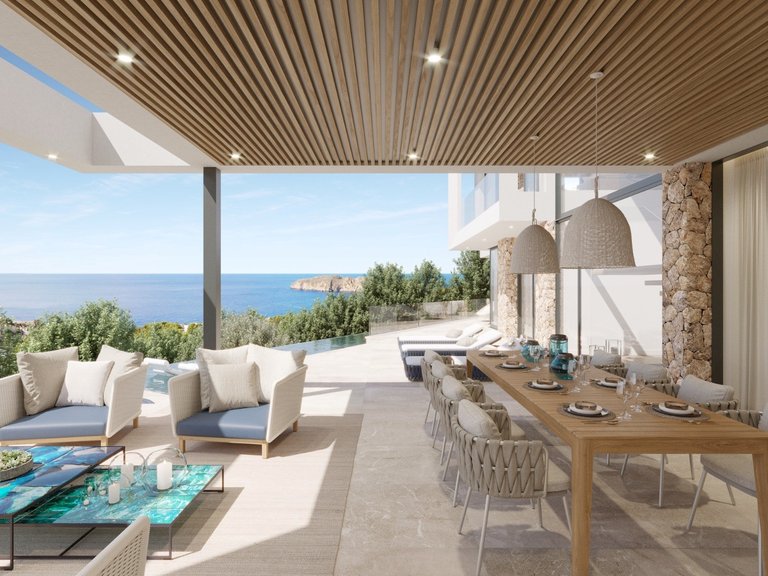 Villa for Sale in Santa Ponsa, Balearic Islands 2