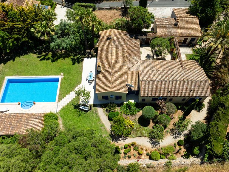 Country House for Sale in Es Capdella, Balearic Islands 1