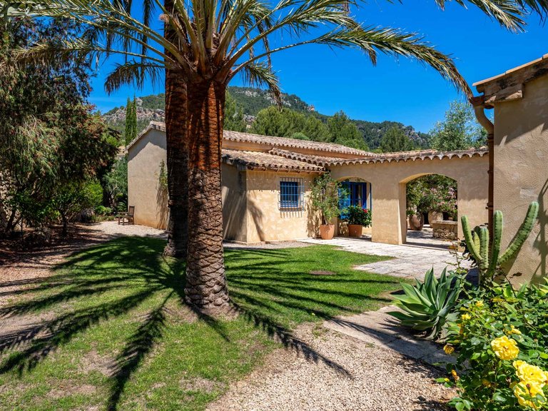 Country House for Sale in Es Capdella, Balearic Islands 7