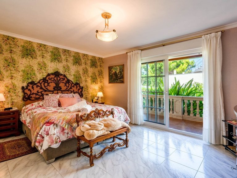 Villa for Sale in Santa Ponsa, Balearic Islands 16