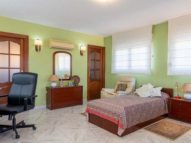 Villa for Sale in Santa Ponsa, Balearic Islands 12