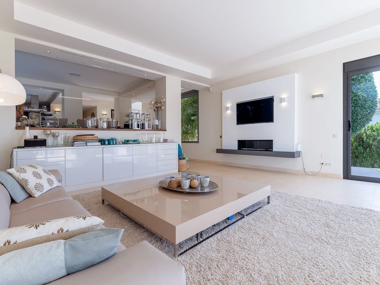 Villa for Sale in Costa D'en Blanes / Costa D'en Blanes, Balearic Islands 1